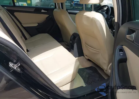 2013 Volkswagen Jetta 2.0L Tdi from USA, damaged, VIN 3VWLL7AJ9DM368679